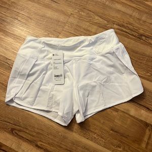 Womens white S crz yoga athletic shorts (nwt)